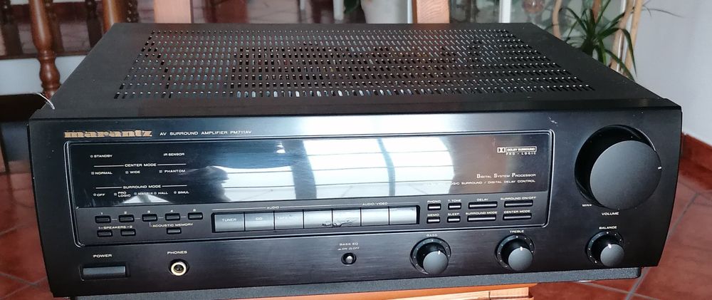 Aparelho e Colunas de som