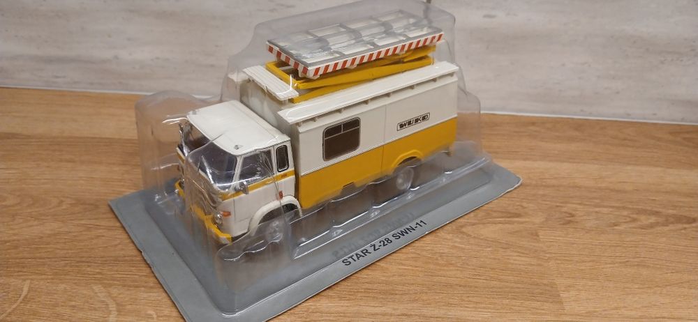 Modele cięzarowek skala 1:43