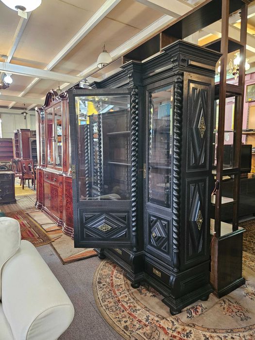 Livreiro antigo em madeira maciça - Muito bom estado geral