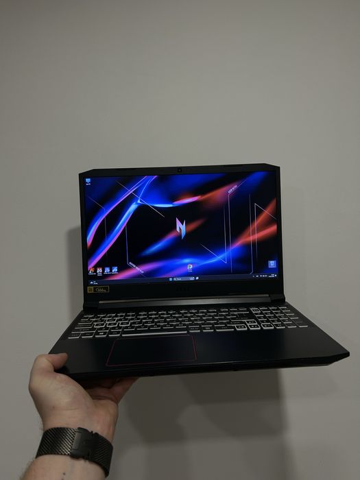 Топивий ігровий ноутбук!!! Acer nitrot у відміному стані