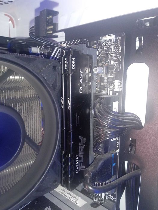 Оперативна пам'ять DDR4 16GB (2x8GB) Kingston FURY Beast 3200MHz CL16