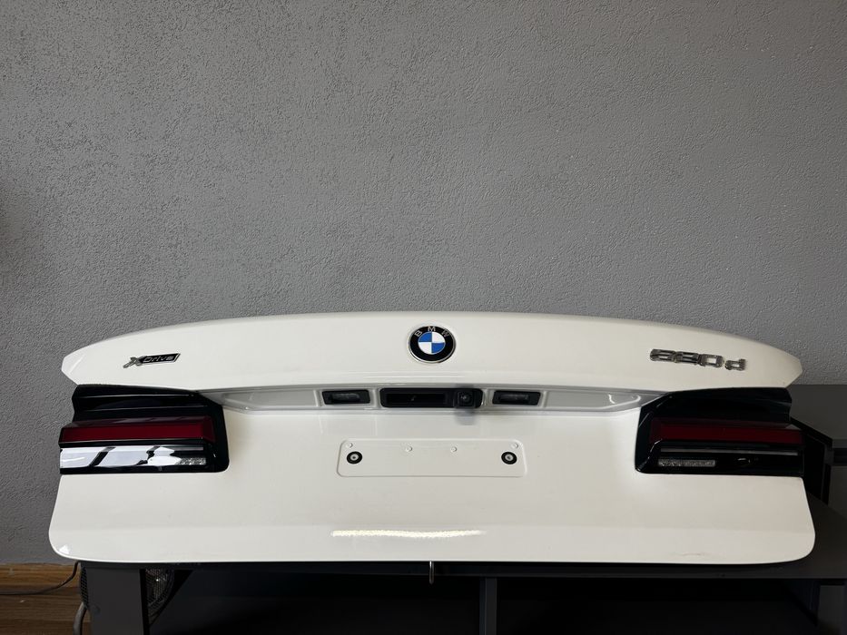 Кришка багажника BMW G30 колір A300