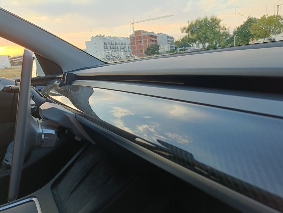 Tesla Model Y — fotografia 8