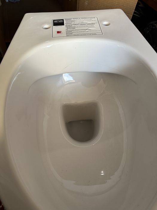 УЦІНКА!Унітаз підвісний SIMAS!