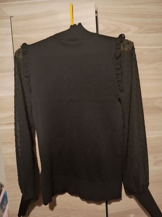 Bluzka polgolf z rękawami koronkowymi