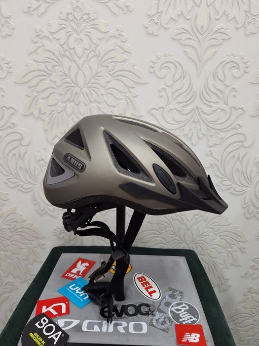 Kask rowerowy ABUS URBAN uniseks M 52-58cm LED
