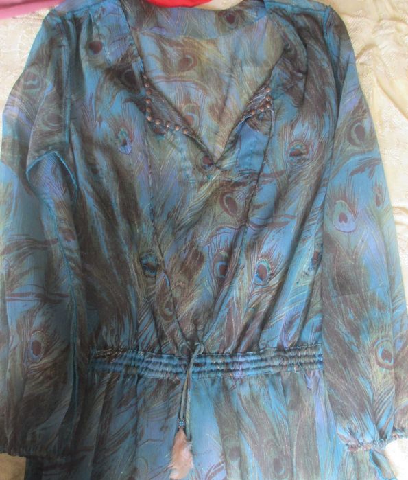 Túnica bonita e nova