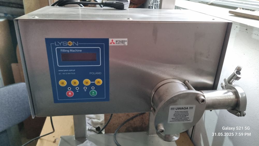 Dozownik , pompa do miodu Łysoń