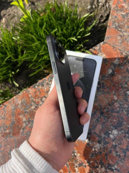 iPhone 15 Pro Max 256GB Black Titanium NEVERLOCK