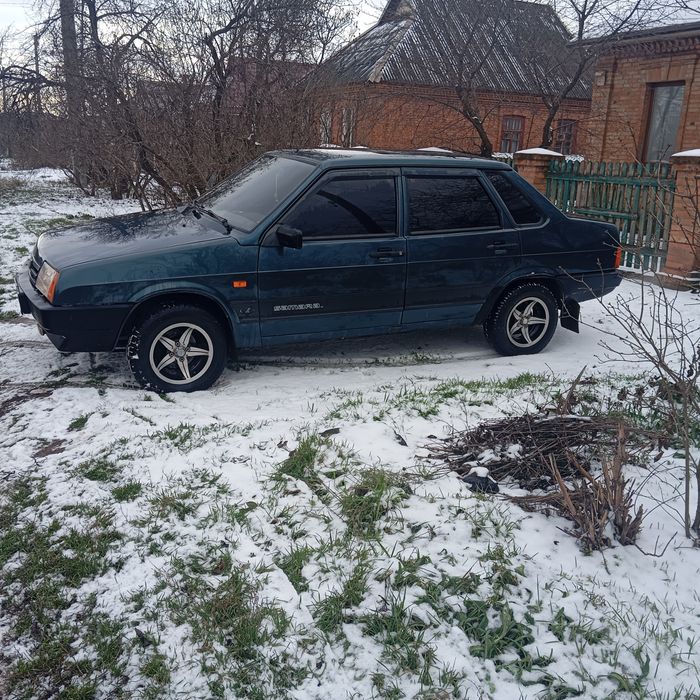 Продам ваз 21099 2005 год