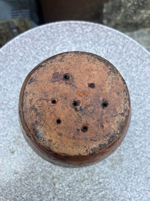 Panela / Pote Antigo em Barro Vidrado com Pegas e Orifícios no Fundo – Peça Etnográfica / Castanheiro