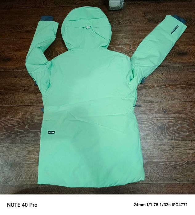 Nowa kurtka snowboardowa 4F XS damska membrana 10000 narciarska S