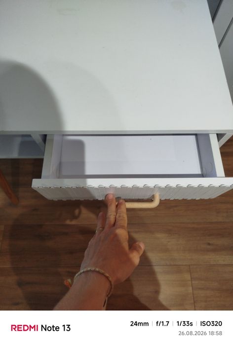Mała toaletka biurko 80x45 białe na stylowych nóżkach