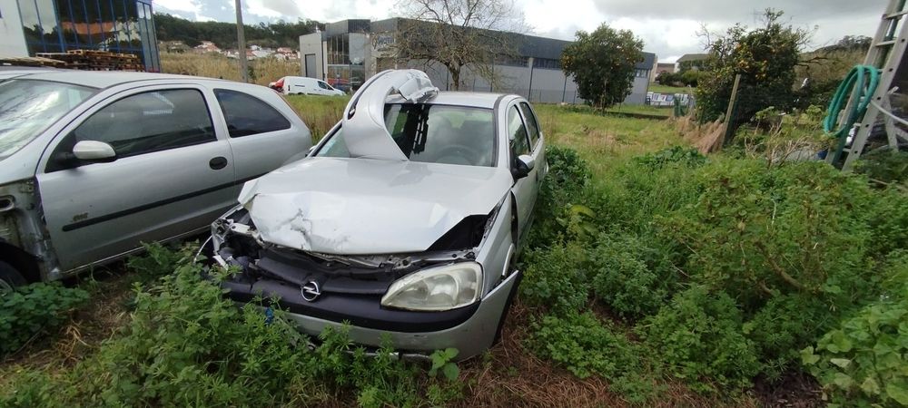 Opel Corsa C 1.2 (Z12XE) 2002 (PEÇAS) 5P