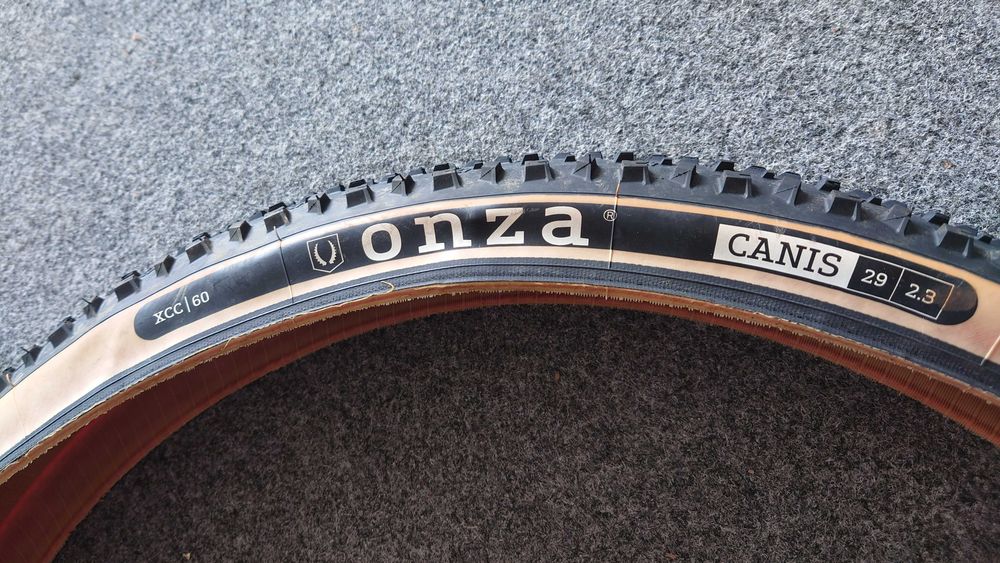 Opona MTB Onza Canis 29 x 2.30 XCC 60 TPI Skinwall Zwijana TLR #64
