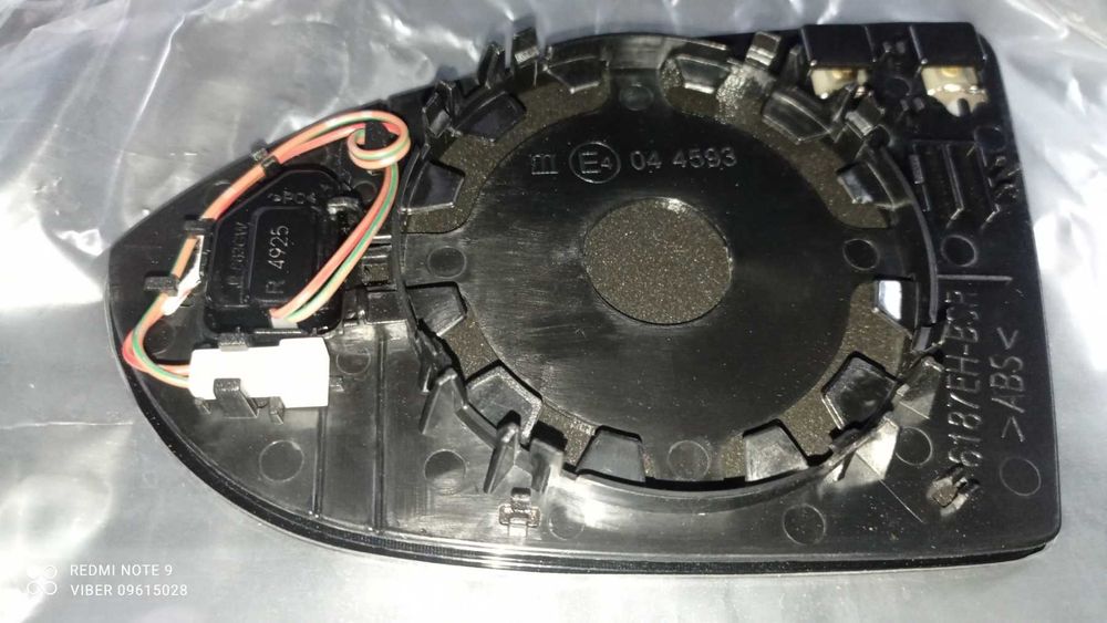 Зеркальный элемент VW JETTA 7 MK7 VII 2019-