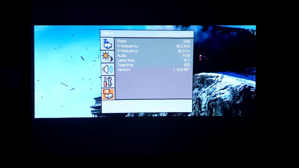Projektor Toshiba TDP-ET 10, dźwięk 5.1, oryginalna lampa