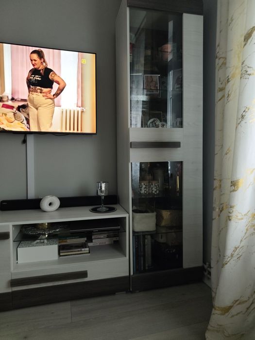 Szafa, komoda, szafka tv-, witryna