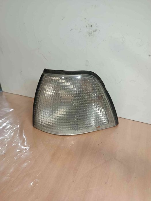 Pisca trás esquerdo BMW 3 (E36)