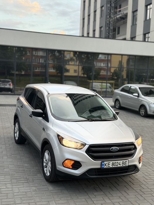 Ford Escape 2.5 2018 г. Форд Ескейп