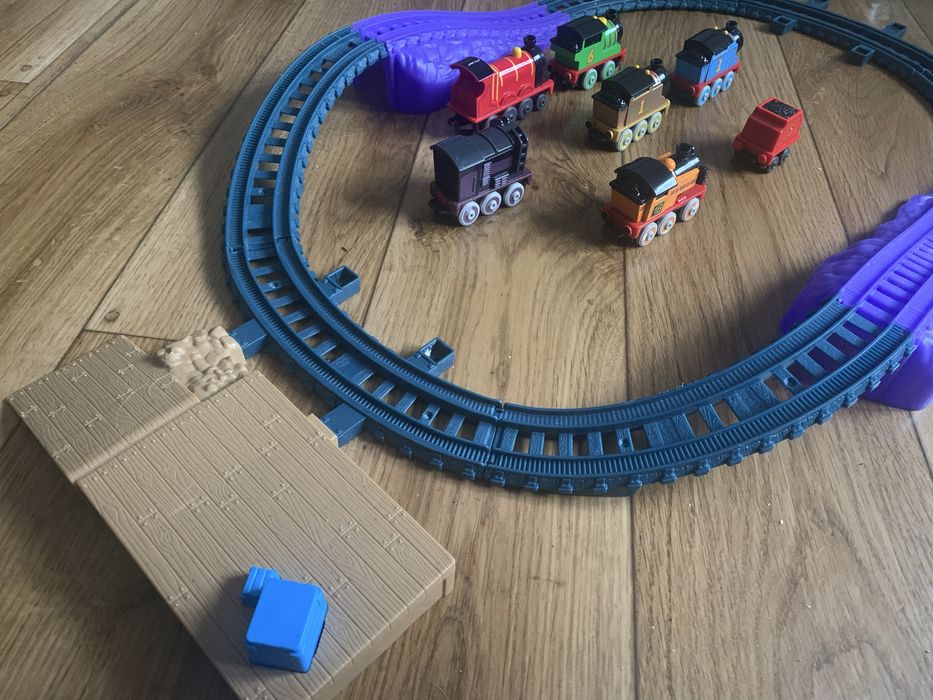 Mattel FP Tomek i Przyjaciele, zestaw tor + wagoniki