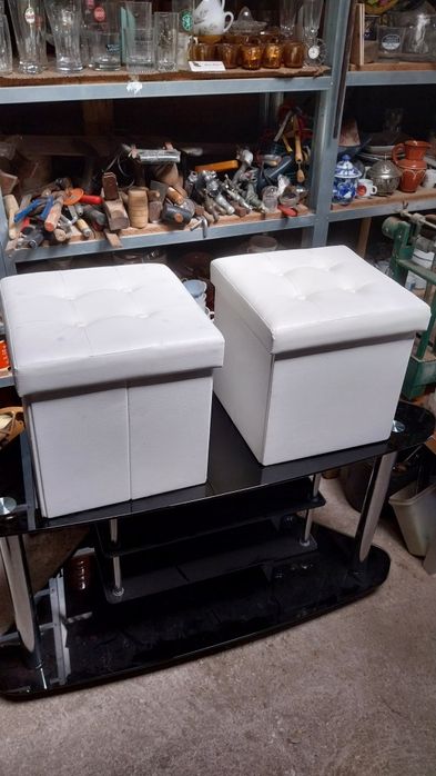 Bancos baús com arrumação