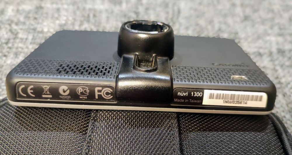 GPS навігатор Garmin nüvi 1300