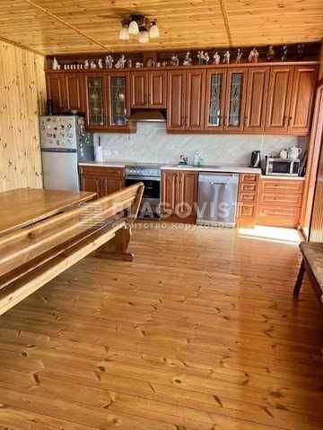 Подгорцы - дом 363 м кв на 10 сотках с выходом на Озеро