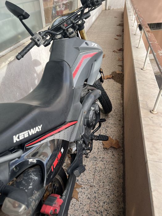Moto Keeway TX125