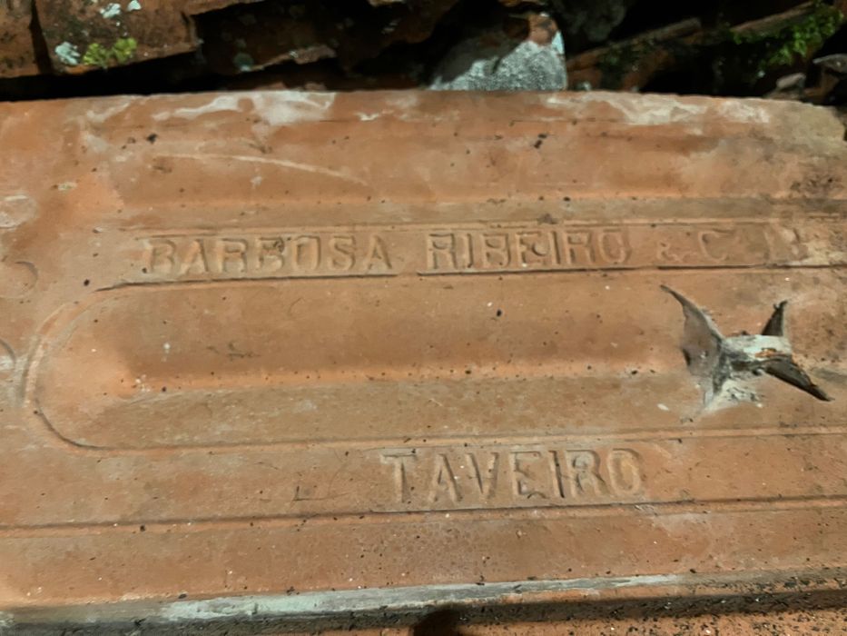 Vendo telha tipo Marselha usada (preço por unidade)