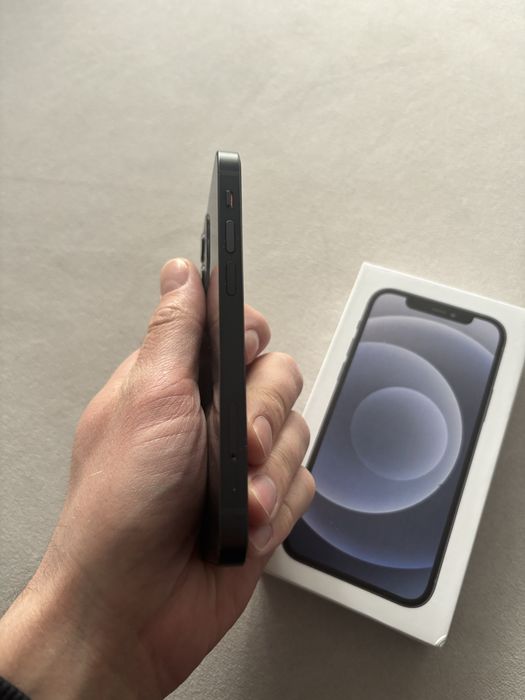 Iphone 12 mini 64 gb bateria 100 % stan bdb