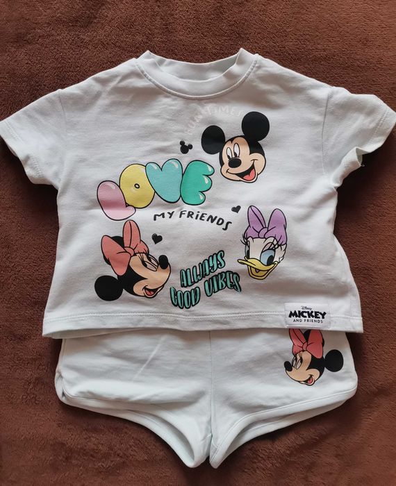 Костюмчик шорти та футболка Next Disney