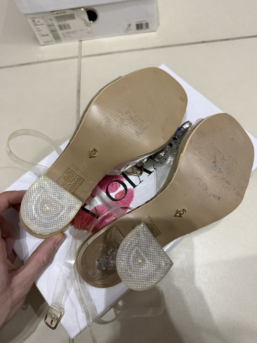 Buty Sca’viola  (rozm37)obcasy (9cm) złote używane