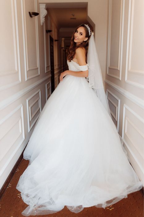 Весільна сукня (продам)