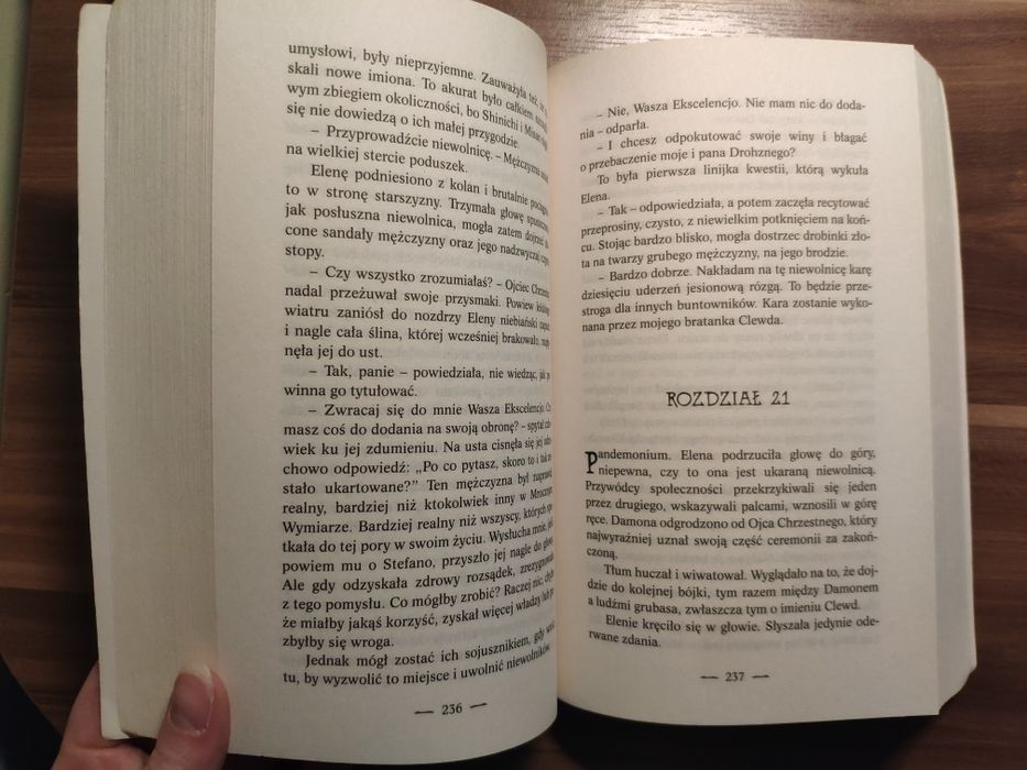 L. J. Smith - Dusze Cieni (Pamiętniki Wampirów księga 3)