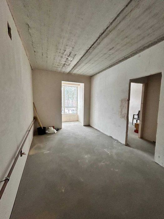 Продам 2-кімнатну квартиру біля Центрального парку! Мінімальні податкм