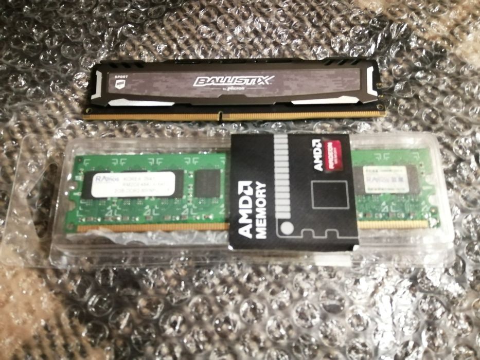 Память  DDR2 DDR3 DDR4