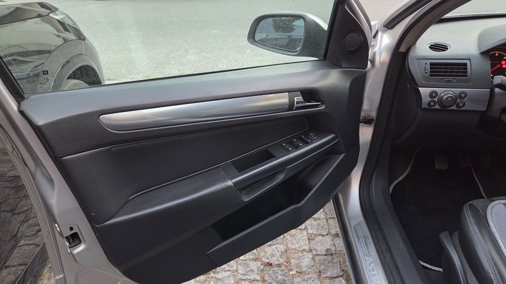 Opel Astra Caravan