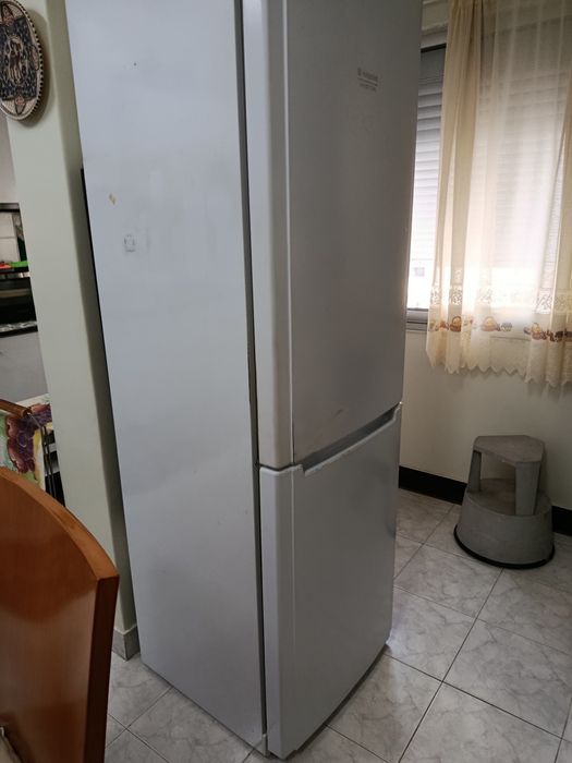 Frigorífico Hotpoint Ariston Combinado