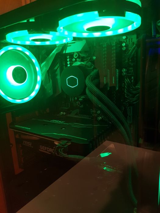 Pc Gamming c/ Monitor Teclado Rato e Mesa