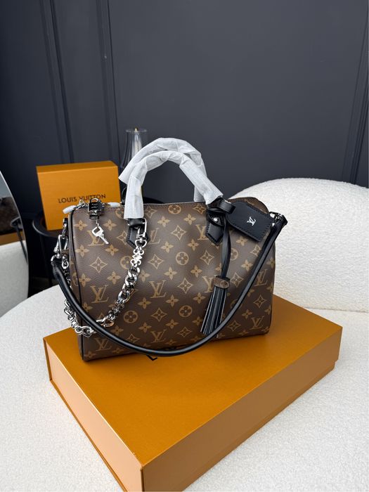 Сумка Louis Vuitton Speedy 30 Monogram Canvas Handbag