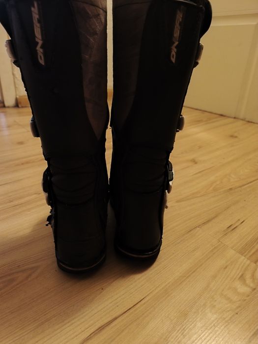 Sprzedam buty do Crossa