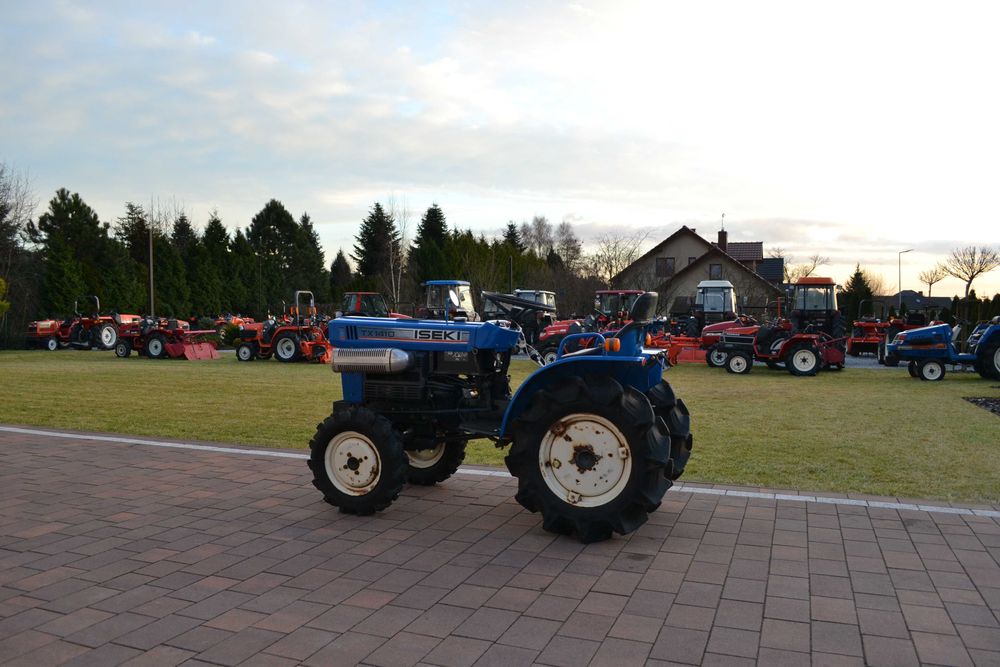Traktorek japoński mini traktor Iseki Kubota