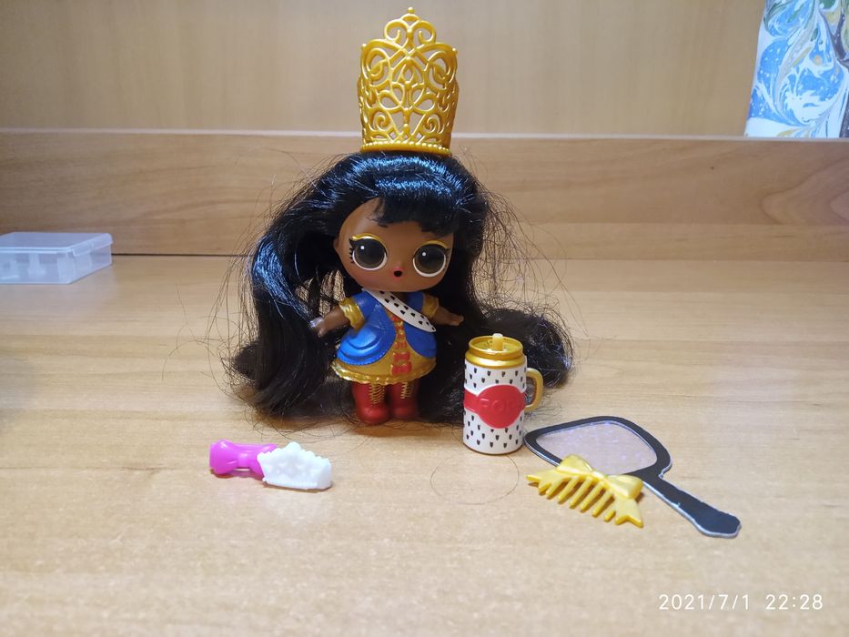 LOL surprise Queen