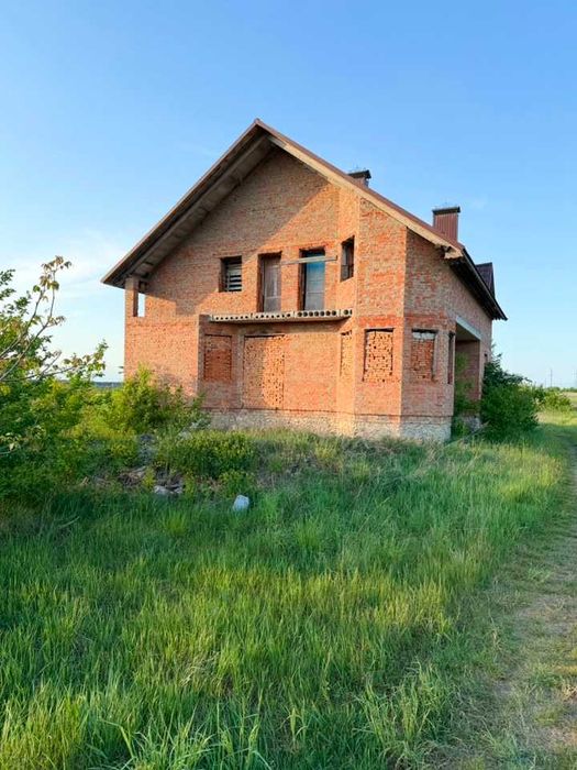 Продаж будинку с. Великі Млинівці