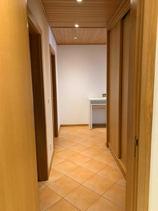 Álamos - Arrendamento de apartamento T2 com 100m2