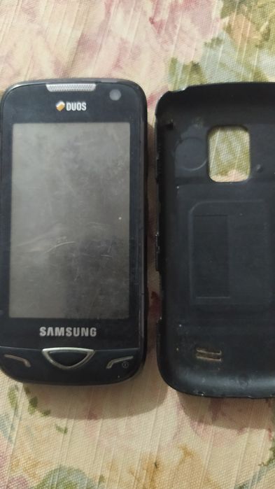Телефон Samsung DUOS B7722