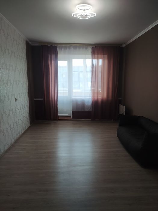Продам 2-ох кімнатну  квартиру  в селищі Баришівка площею 51,70м2