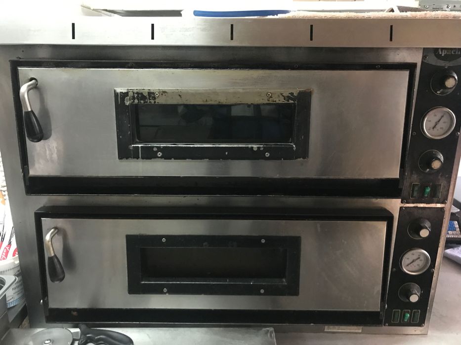 Электрическая Пицеольная печь