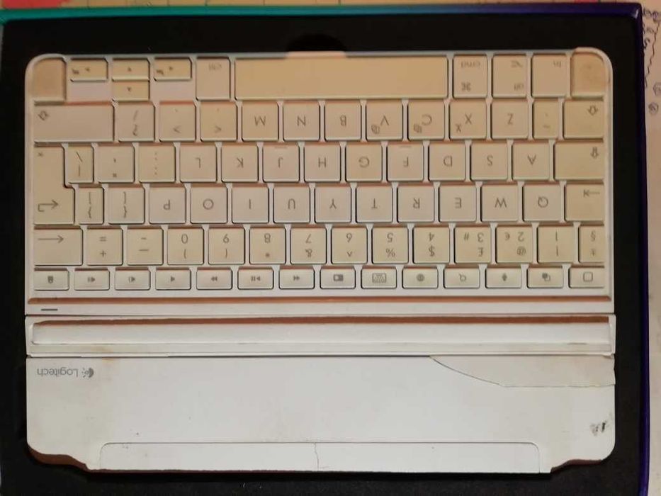 Teclado Logitech para iPad Air